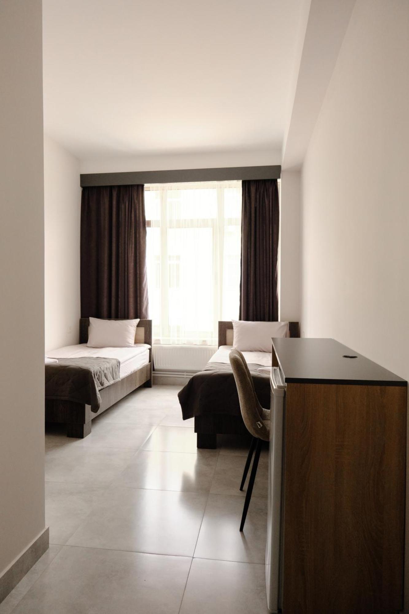 Loft Family Hotel 이제반 외부 사진