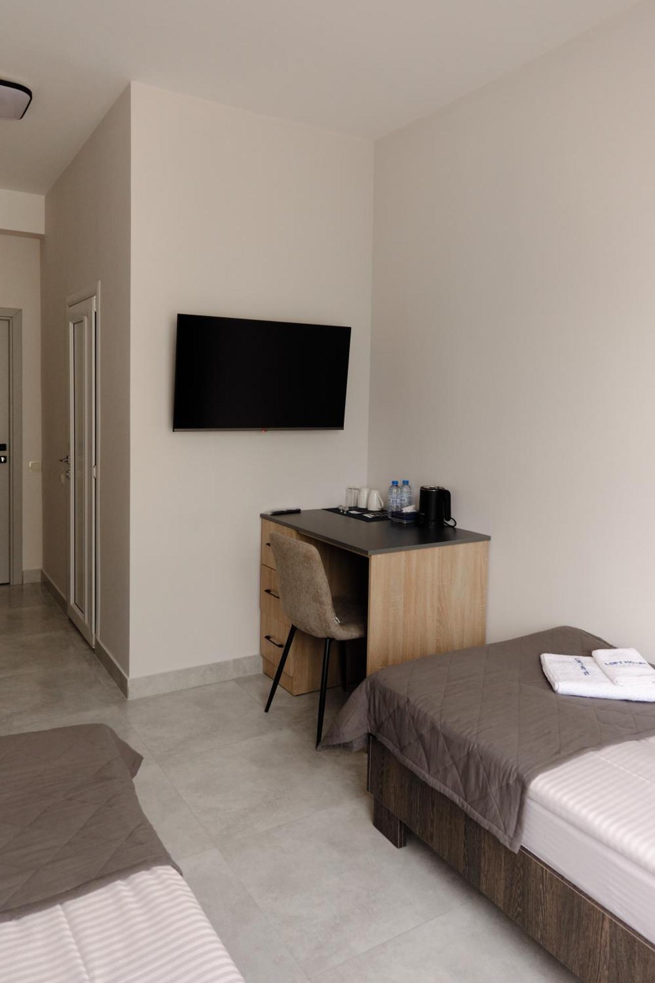 Loft Family Hotel 이제반 외부 사진