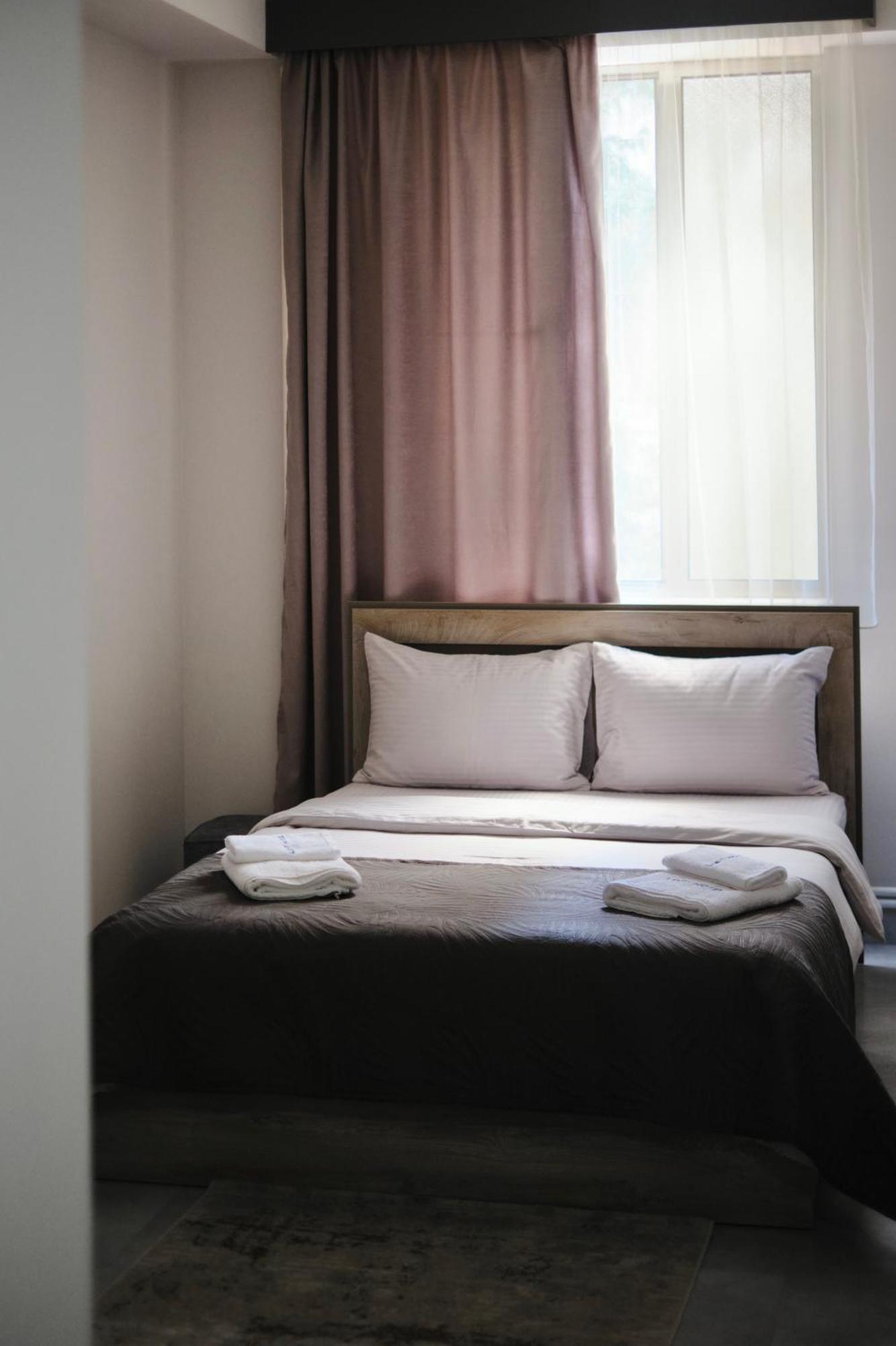 Loft Family Hotel 이제반 외부 사진